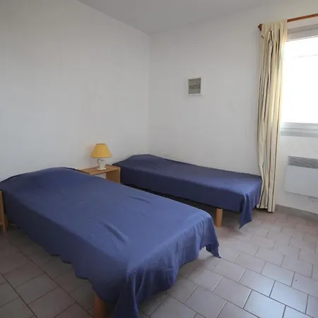 Belle Maison De Vacances: Seaside Retreat With Garden And Balcony Villa Portiragnes