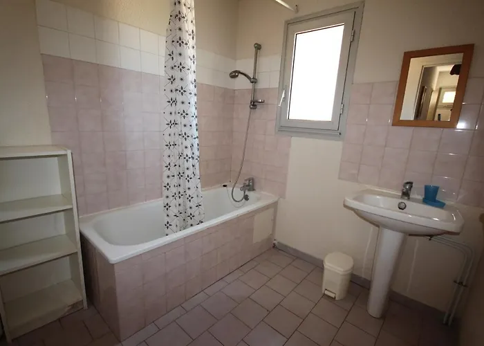 Villa A Quelques Pas De La Belle Maison De Vacances, 6 A 8 Couchages, 3 Chambres, Balcon, Jardin, Parking, 50 M De La Mer- Lxbosqd