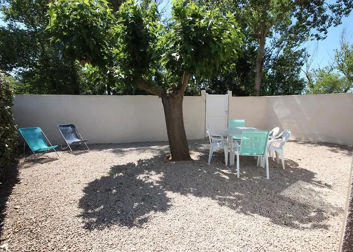 A Quelques Pas De La Belle Maison De Vacances, 6 A 8 Couchages, 3 Chambres, Balcon, Jardin, Parking, 50 M De La Mer- Lxbosqd * Portiragnes