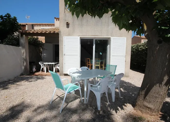 A Quelques Pas De La Belle Maison De Vacances, 6 A 8 Couchages, 3 Chambres, Balcon, Jardin, Parking, 50 M De La Mer- Lxbosqd Villa *